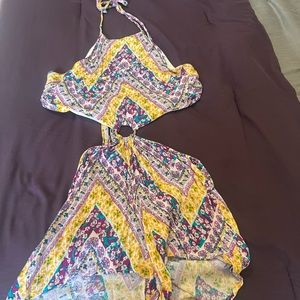 Never Worn Small Multicolored Summer Backless Shorts Romper